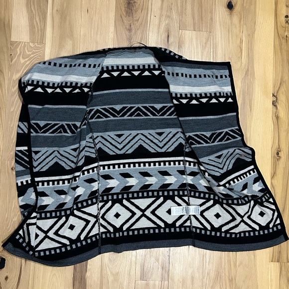 NWOT Smartwool Women’s Merino Wool Sweater Wrap Size XS - Picture 5 of 5